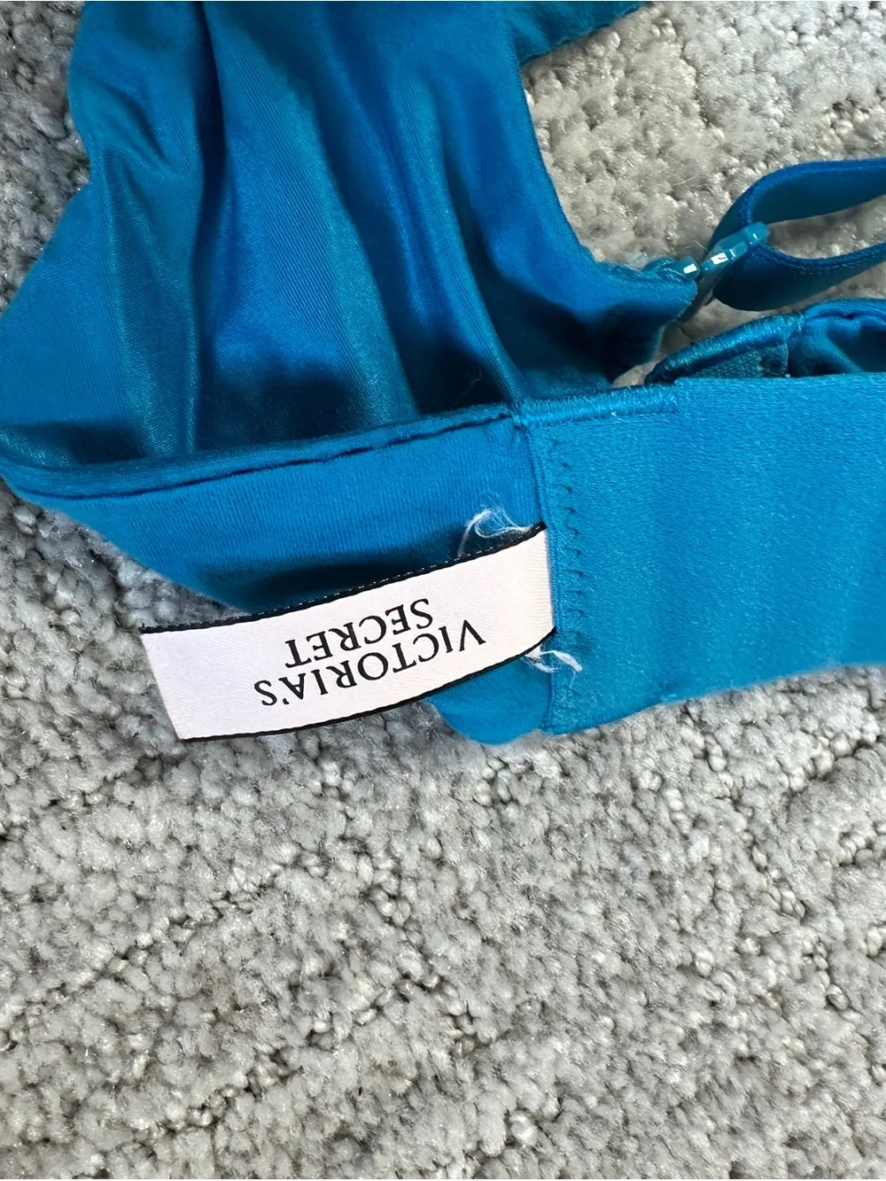 Victoria's Secret Teal Lace-Trim Underwire Bra - Picture 8 of 11